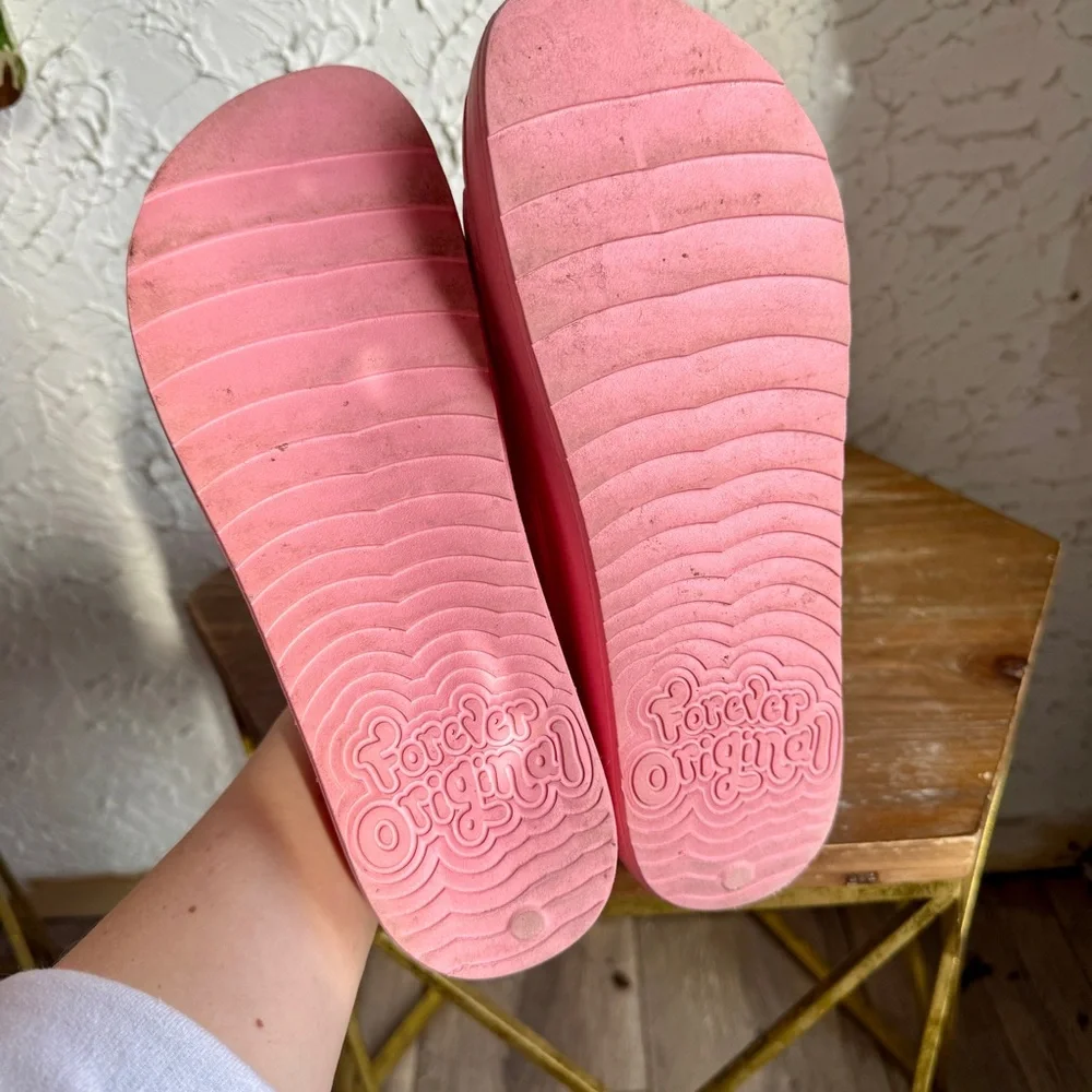 Dr. Scholl's Pink Platform Slide Sandals with Gold Buckle - Picture 6 of 6